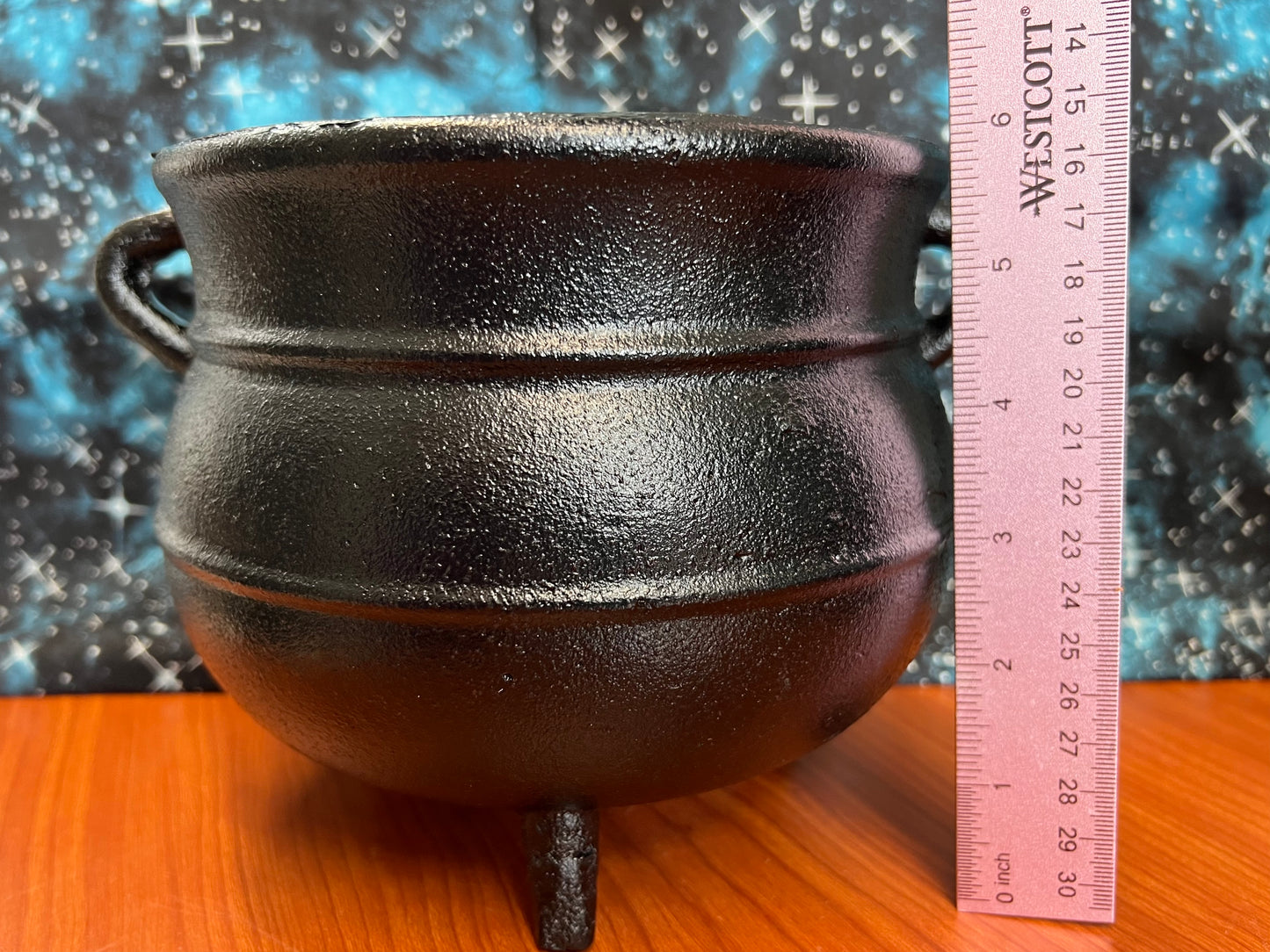 Palo Santo Scented Large Witche's Cauldron